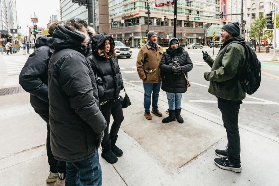 Chicago: Gangsters and Ghosts Guided Walking Tour - The Chicago Theatre and Palmer House