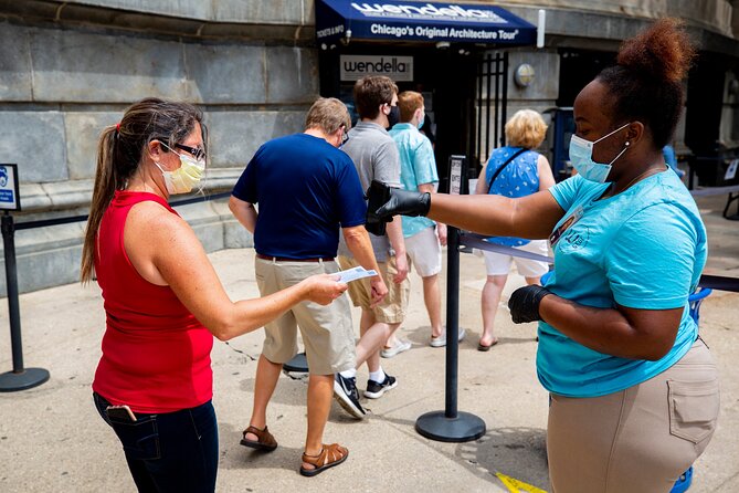Chicago River 45-Minute Architecture Tour from Magnificent Mile - The 45-minute route, from the Riverwalk to the south branch