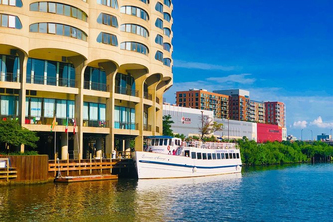 Chicago River 90-Minute Architecture Boat Tour - Chinatown and the southern stretch