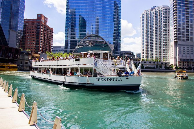 Chicago River 90-Minute Architecture Tour - The Fountain and the River’s Reversal