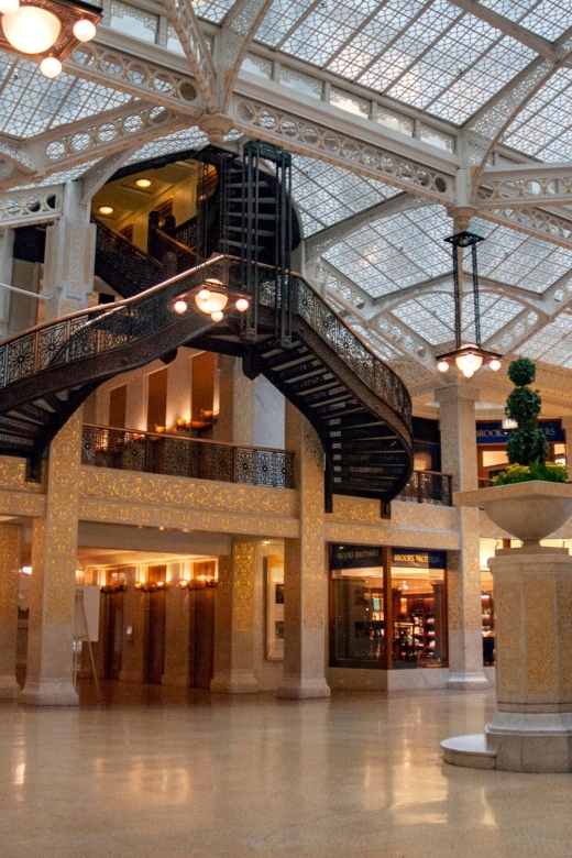 Chicago: Secret Interiors Architecture Walking Tour - The Rookery Building and its famous interior drama