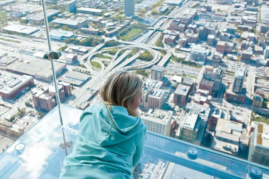 Chicago: Willis Tower Skydeck and The Ledge Ticket - The Chicago story before the elevator