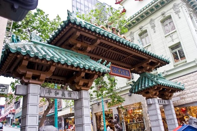 Chinatown & North BeachLittle Italy: 7 Tastings & History - Chinatown begins with dim sum and bakery bites