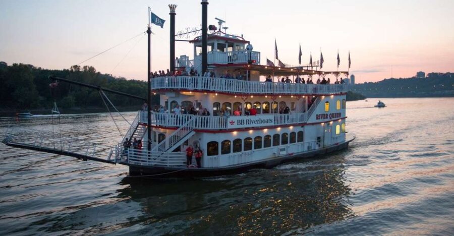 Cincinnati: Ohio River Cruise with Buffet Dinner - Boarding at Newport Landing beside Newport Aquarium