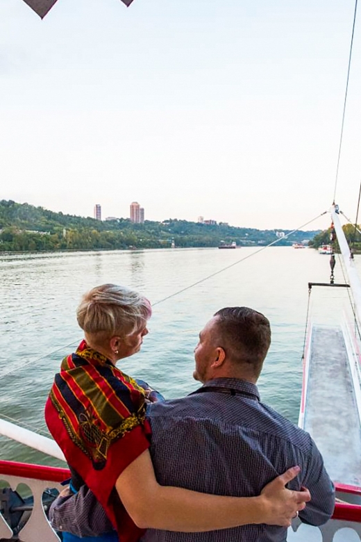 Cincinnati: Riverboat Cruise with Lunch and Entertainment - Key points to know before boarding