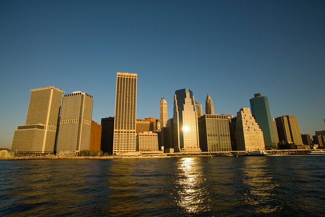 Circle Line: 2hr - New York City Harbor Lights Cruise - Indoor seating, café service, and useful comforts