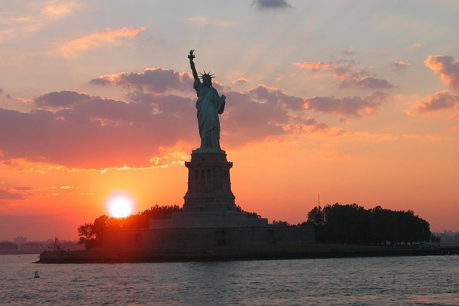 Circle Line: 2hr - New York City Harbor Lights Cruise - The Statue of Liberty is the evening’s main event