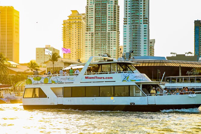 City Half Day Tour of Miami by Bus with Sightseeing Cruise - Wynwood in a short burst