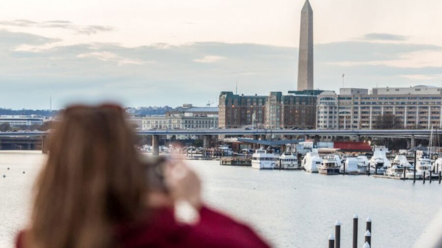 DC: City Cruises Buffet Brunch, Lunch, or Dinner Cruise - What the 2 to 2.5 hours actually feel like