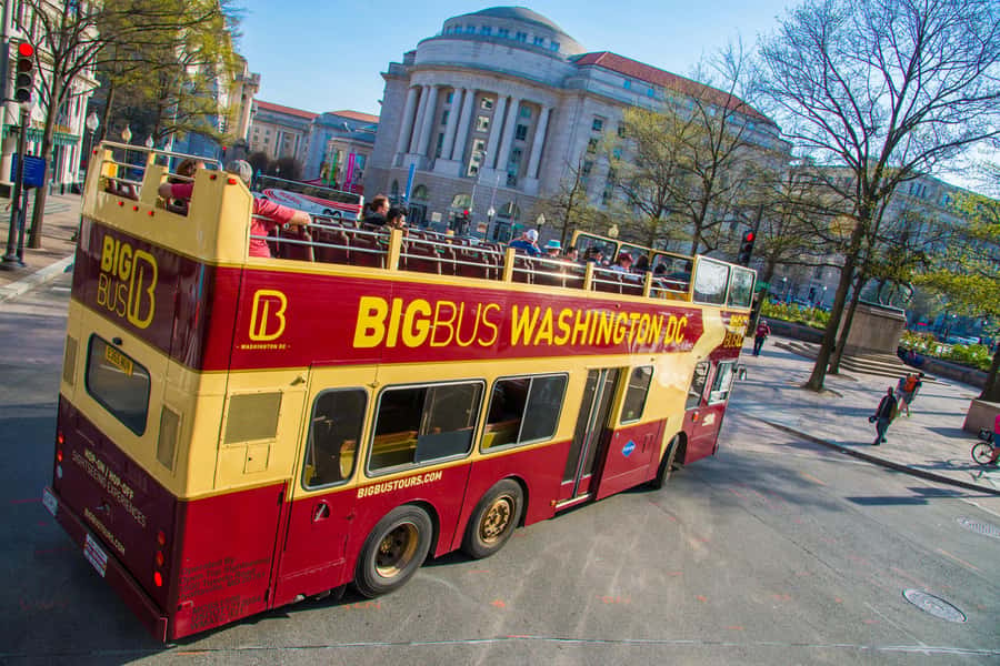 DC: Hop-on Hop-off Tour by Open-top Bus with 17 Stops - The Wharf and Arlington add-ons
