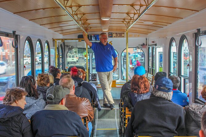 Discover Portland City and Lighthouse Tour - The Portland Museum of Art from the trolley