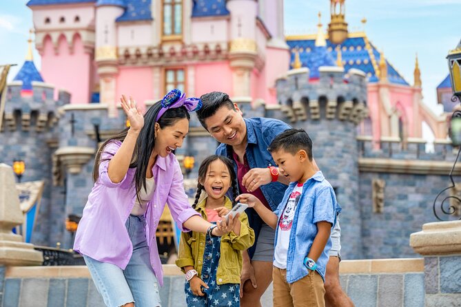 Disneyland Resort Anaheim Tickets in California - Disneyland Park, from Main Street to Galaxy’s Edge