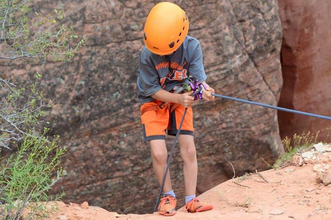 East Zion: Coral Sands Half-day Canyoneering Tour - Why patient guides make a difference