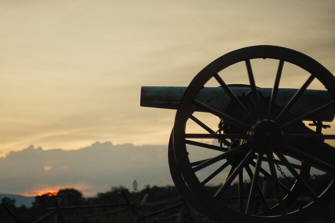 Echoes of War All Ages Ghost Tour - Hotel Gettysburg and the town during battle