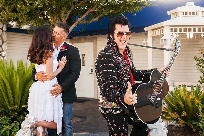 Elvis Themed Wedding or Vow Renewal at Graceland Wedding Chapel - Why this is classic Las Vegas