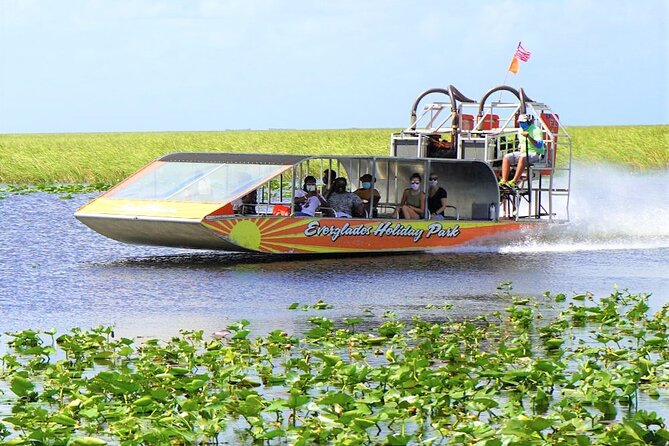 Everglades Holiday Park Airboat Tours & Rides - The alligator show and animal display