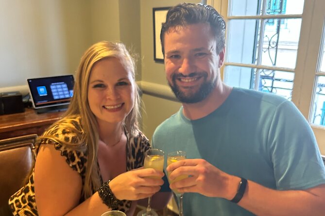 French Quarter Small-Group Cocktail and Foodie Crawl - Seafood, oysters, and the city’s bold flavors