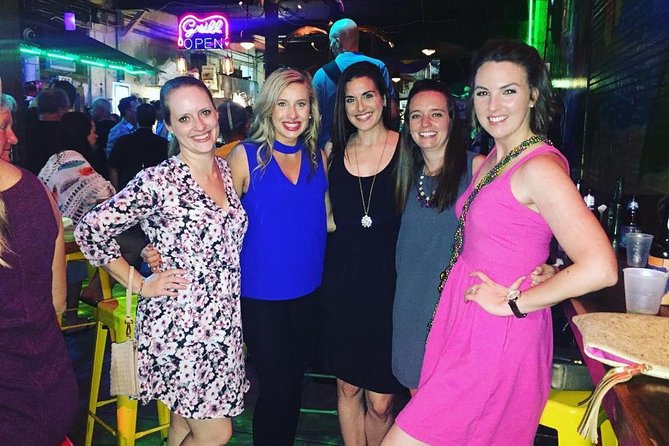 Frenchmen Street VIP Live Music Pub Crawl in New Orleans - Bar Stellar and the first welcome