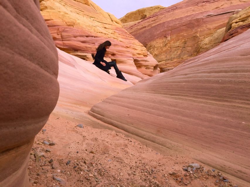 From Las Vegas: Valley of Fire State Park Tour - Best times and what to pack