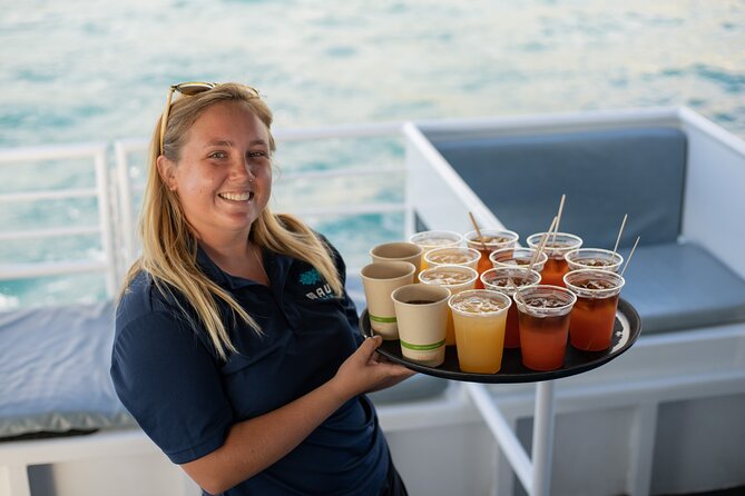 From Ma'alaea Harbor: Sunset Dinner Cruise Aboard the Quicksilver - Drinks, table service, and island music