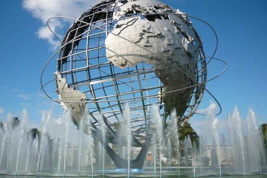 From Manhattan: 5-Hour Bronx, Queens, and Brooklyn Bus Tour - Why this route gives you a better sense of New York