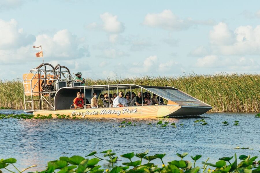 From Miami: Everglades Airboat, Wildlife Show & Bus Transfer - The 45-minute airboat ride