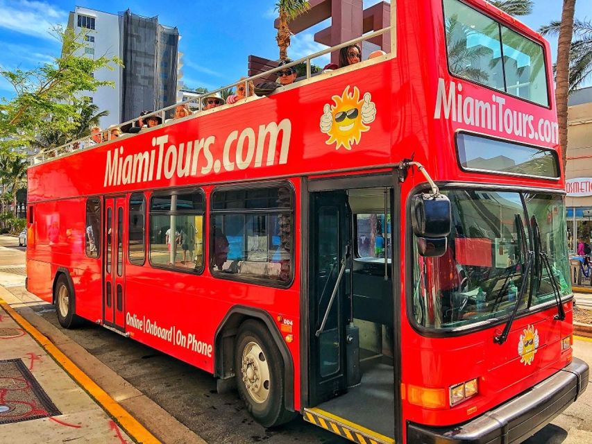 From Miami: Everglades Wildlife Show, Airboat & Bus Transfer - Meeting the bus near Miami Beach