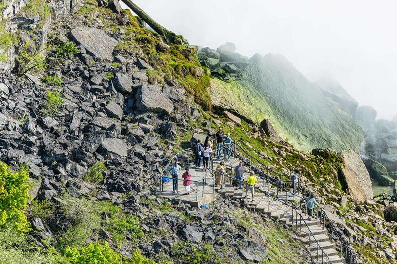 From New York City: Niagara Falls One Day Tour - The seven-hour ride from Manhattan