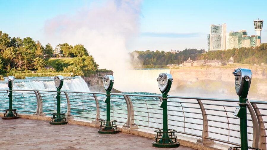 From NYC: Niagara Falls Full-Day Tour with Maid of the Mist - Guides, drivers, and the feel of the day