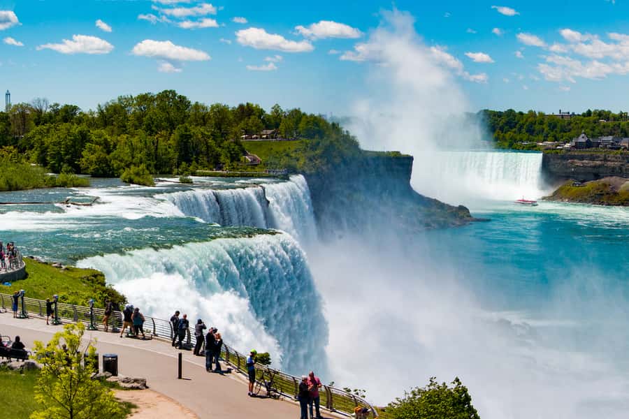 From NYC: Niagara Falls with Outlet Shopping, 2-Day Tour - Watkins Glen and Seneca Lake break up the ride