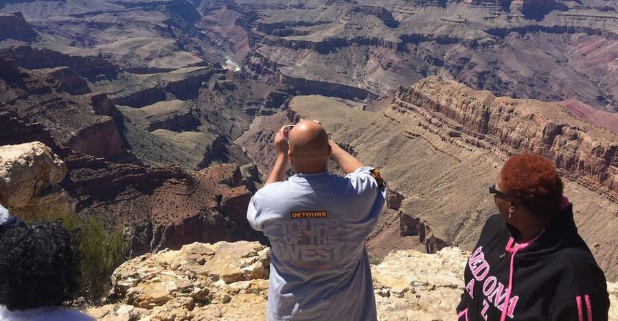 From Phoenix: Grand Canyon with Sedona Day Tour - The early Phoenix and Scottsdale pickup