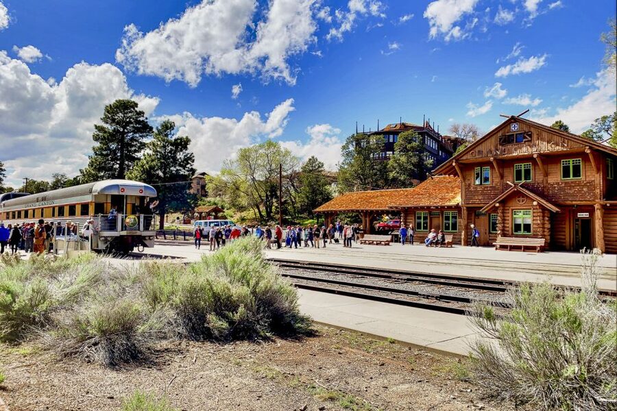 From Williams: Grand Canyon Railway Round-Trip Train Ticket - The 64-mile ride to Grand Canyon Village