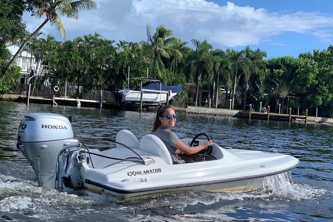 Ft. Lauderdale Mini Powerboat Rental. Canal, Yacht, Mansion Tour - What this Fort Lauderdale boat ride is really like