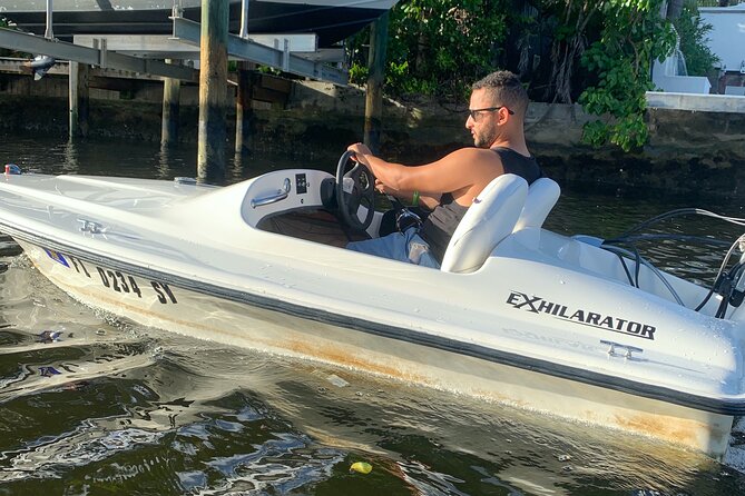 Ft. Lauderdale Mini Powerboat Rental. Canal, Yacht, Mansion Tour - Who should book this mini powerboat outing?