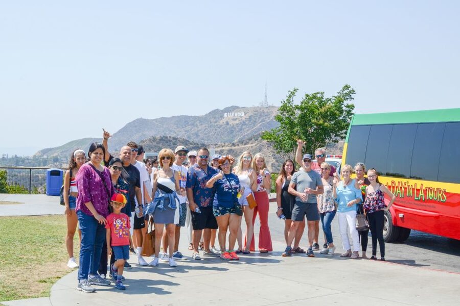 Full-Day City Tour of LA, Hollywood, Beverly Hills & Beaches - Beverly Hills and 40 minutes on Rodeo Drive