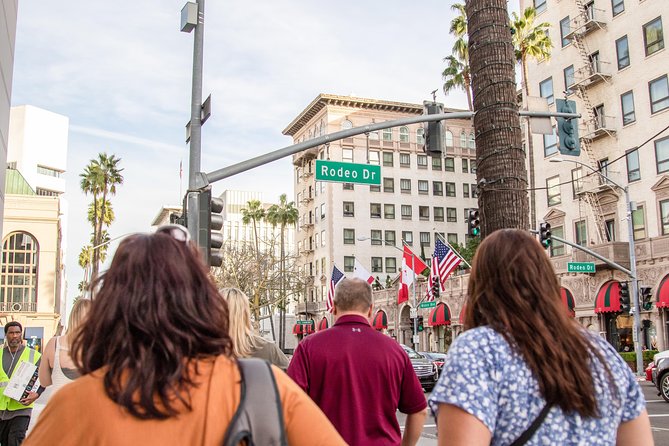 Full-Day Iconic Sights of LA, Hollywood, Beverly Hills, Beaches and More - A one-hour lunch at The Original Farmers Market