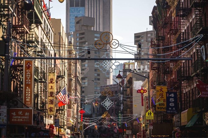 Gangsters and Ghosts Tour New York City - Why this walk gives downtown Manhattan a different angle