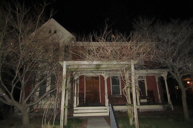Gettysburg: Ghost Hunt Tour with Ghost Hunting Equipment - The first half: Gettysburg stories after dark
