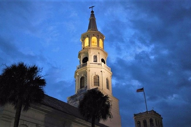 Ghosts of Charleston Night-Time Walking Tour with Unitarian Church Graveyard - The 1772 churchyard after dark