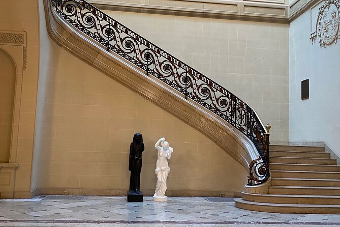 Gilded Age Mansions Tour in New York - The surprising scale of 1009 Fifth Avenue