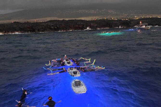 Glow of the Deep: Night Snorkeling with Manta Rays - What the crew adds to the experience