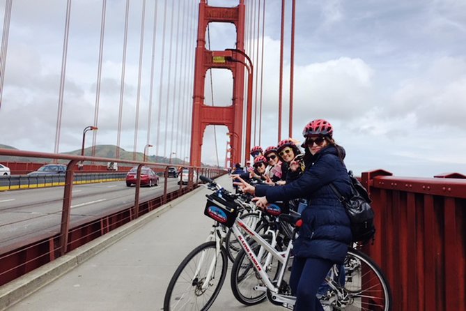 Golden Gate Bridge Guided Bicycle or E-Bike Tour from San Francisco to Sausalito - Riding through the Presidio