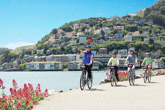 Golden Gate Bridge Guided Bicycle or E-Bike Tour from San Francisco to Sausalito - The downhill finish into Sausalito