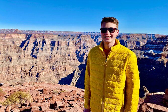 Grand Canyon + Hoover Dam View + WiFi (Skywalk/lunch options) - Four hours inside Grand Canyon West