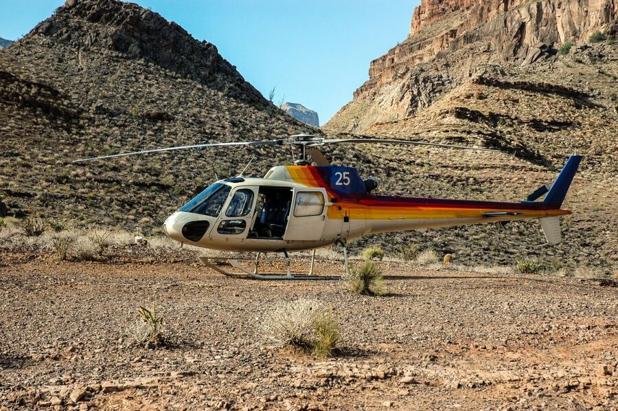 Grand Canyon Village: Helicopter Tour & Hummer Tour Options - Choosing between daytime and sunset