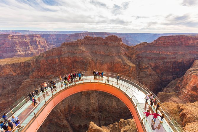 Grand Canyon West: All Access Ticket - Guano Point and the Highpoint Hike