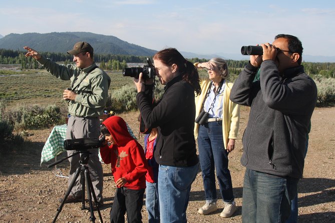 Grand Teton Wildlife Safari in a Enclosed or Open-Air Vehicle (season dependent) - Why the binoculars and spotting scope matter