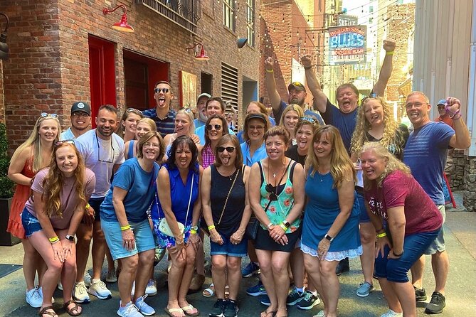 Guided Pub Crawl Walking Tour of Downtown Nashville - What This Nashville Pub Crawl Is Really Like