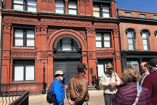 Guided Savannah Civil War History Walking Tour - Reynolds Square: starting with Savannah before secession