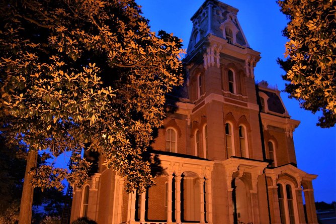 Haunted Memphis Walking Ghost Tour - Starting at Alfred’s and meeting Beale Street